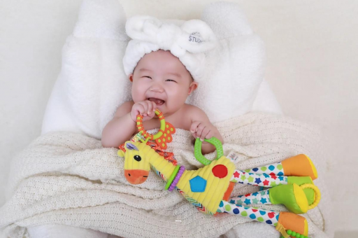 永新宝宝为什么会吐奶